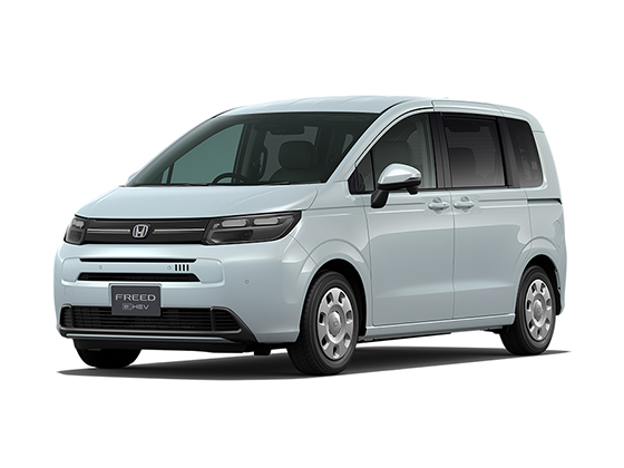 ホンダ　フリード　1.5　AIR　6人